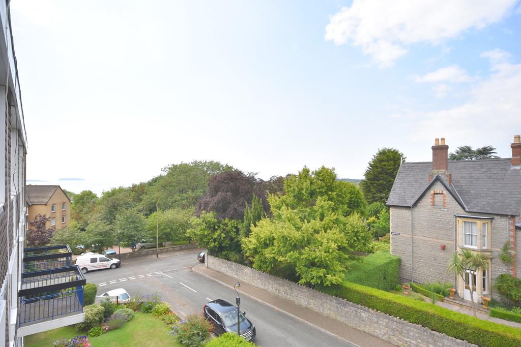 8 St Donats, Kymin Road, Penarth, Vale of Glamorgan, CF64 1AS